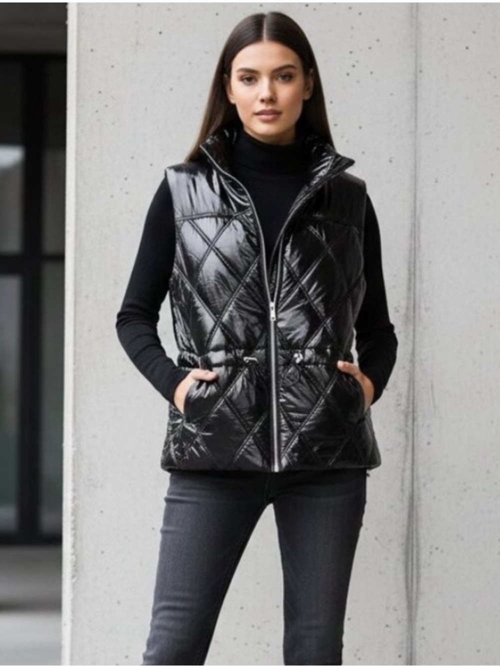 MICHAEL KORS Black Shiny Diamond Quilted Puffer Vest--NWT--L